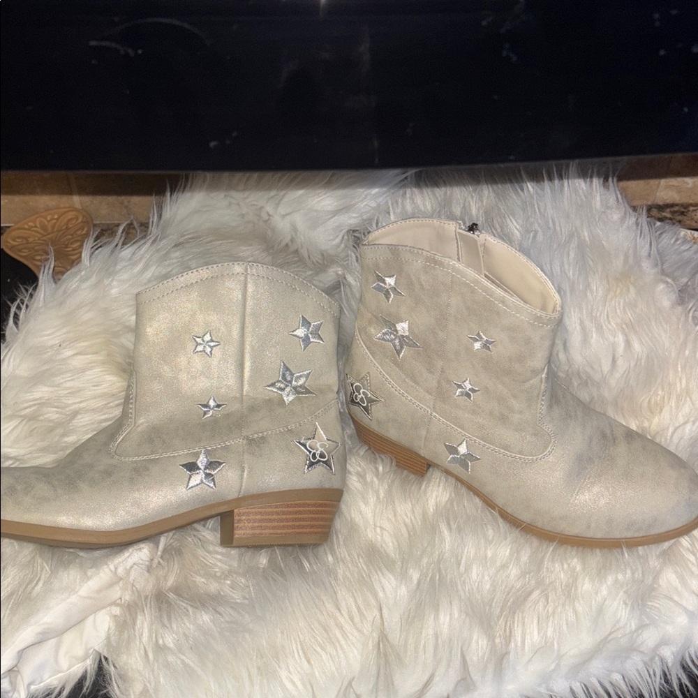 Jessica Simpson Silver Metallic Star Booties Boots Western Boho  Girls Size 4